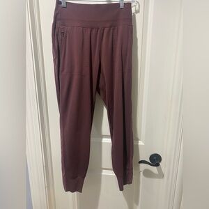 Athleta Venice Joggers Decadent Chocolate with Velvet side stripe